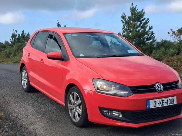 Volkswagen Polo Hatchback, Diesel, 2013, Red