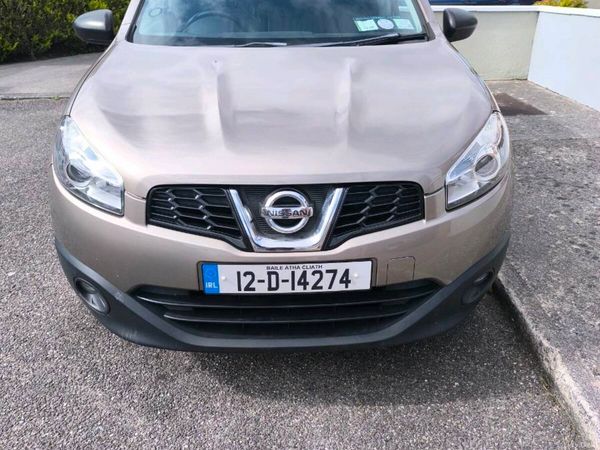 Nissan Qashqai Hatchback, Petrol, 2012, Brown