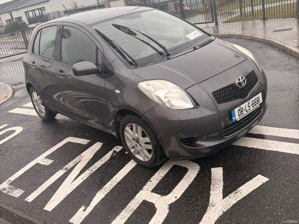 Toyota Yaris Hatchback, Petrol, 2008, Grey