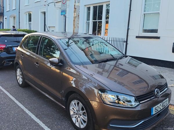 Volkswagen Polo Hatchback, Petrol, 2015, Brown