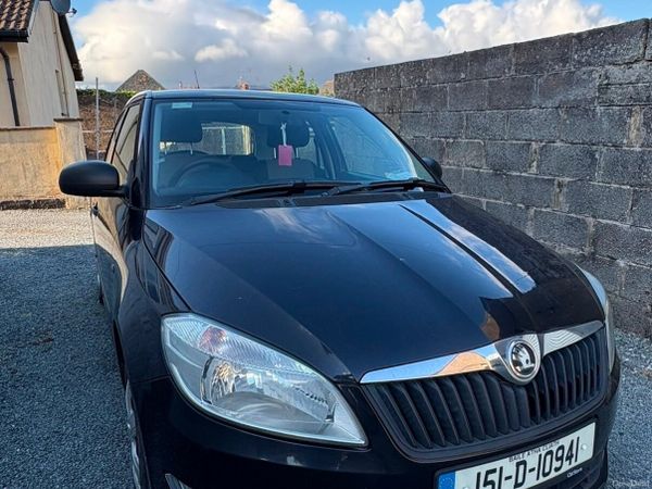 Skoda Fabia Hatchback, Petrol, 2015, Black