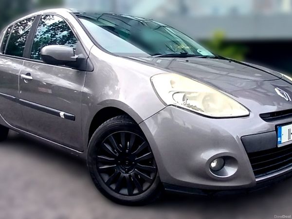 Renault Clio Hatchback, Diesel, 2011, Grey