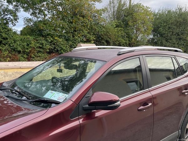 Toyota RAV4 SUV, Diesel, 2016, Red