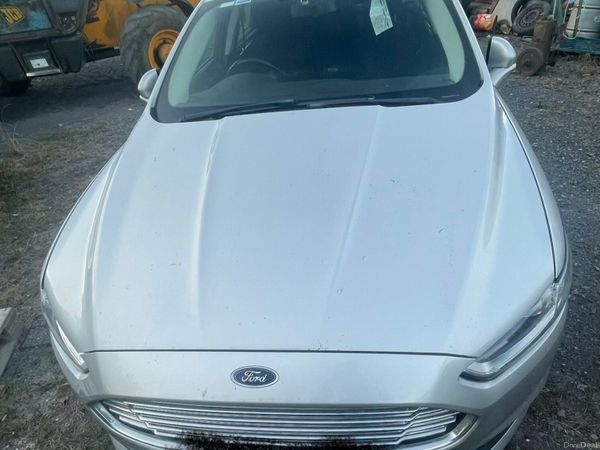 Ford Mondeo Hatchback, Diesel, 2015, Silver