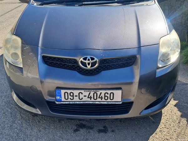 Toyota Auris Hatchback, Petrol, 2009, Grey