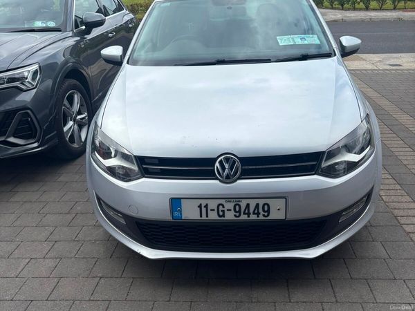 Volkswagen Polo Hatchback, Petrol, 2011, Silver