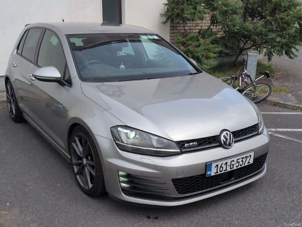 Volkswagen Golf Hatchback, Diesel, 2016, Silver