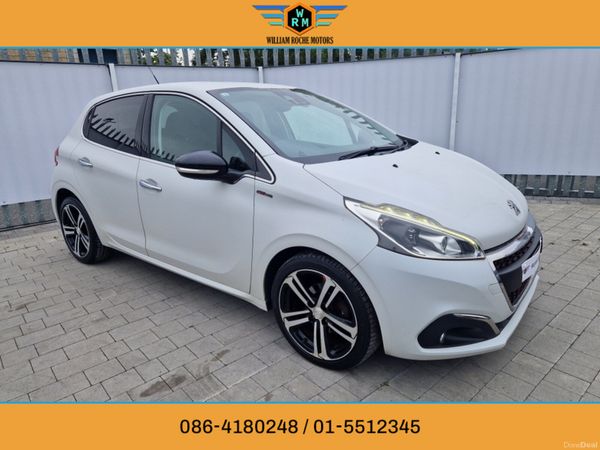 Peugeot 208 Hatchback, Petrol, 2017, White