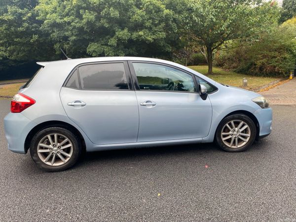 Toyota Auris Hatchback, Diesel, 2011, Blue
