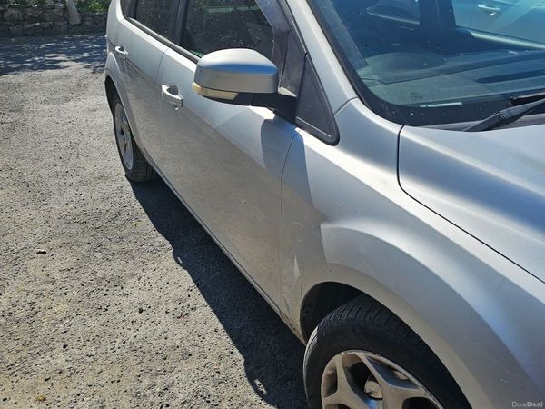 Ford Focus Hatchback, Diesel, 2010, Silver