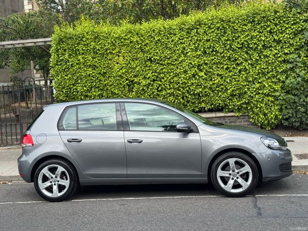 Volkswagen Golf Hatchback, Petrol, 2011, Grey