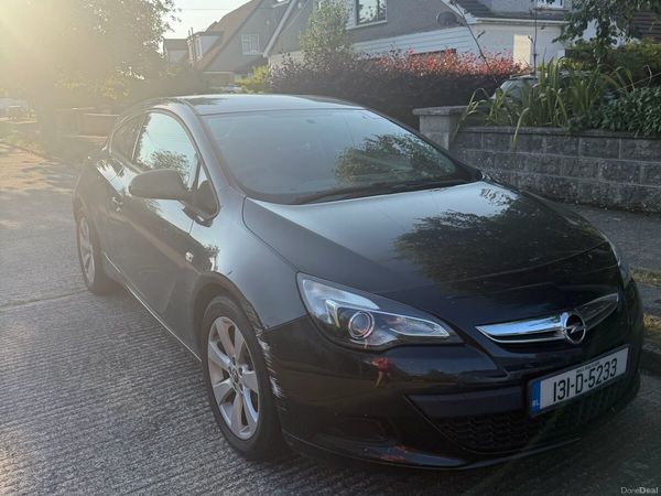 Opel Astra Hatchback, Diesel, 2013, Black