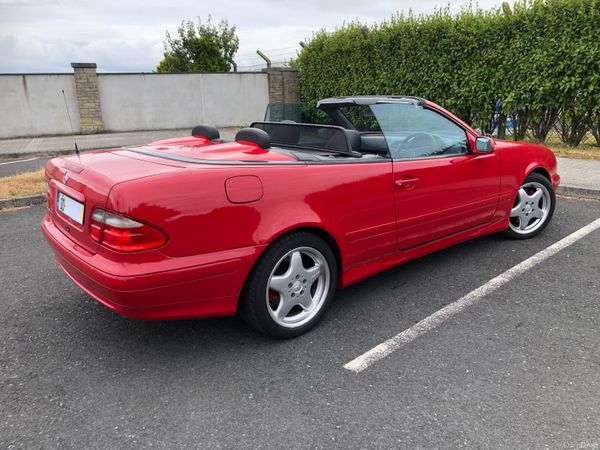 Mercedes-Benz CLK Convertible, Petrol, 2000, Red