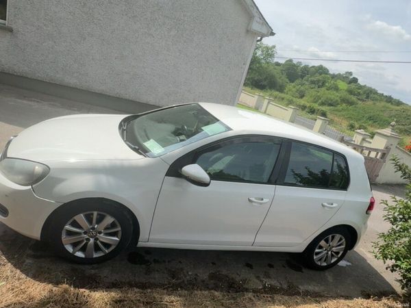 Volkswagen Golf Hatchback, Diesel, 2011, White