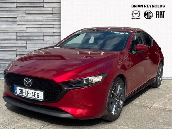 Mazda Mazda3 Hatchback, Petrol, 2021, Red
