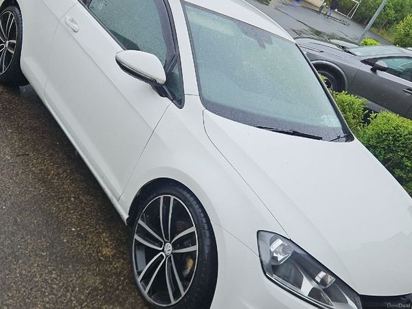 Volkswagen Golf Hatchback, Diesel, 2015, White