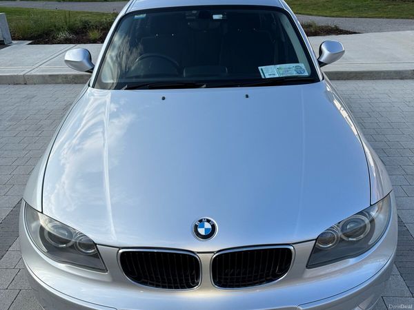 BMW 1-Series Hatchback, Petrol, 2011, Silver
