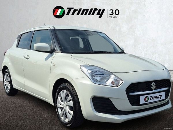 Suzuki Swift Hatchback, Petrol, 2023, White