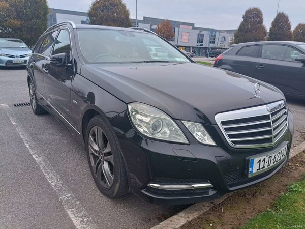 Mercedes-Benz E-Class Estate, Petrol, 2011, Black
