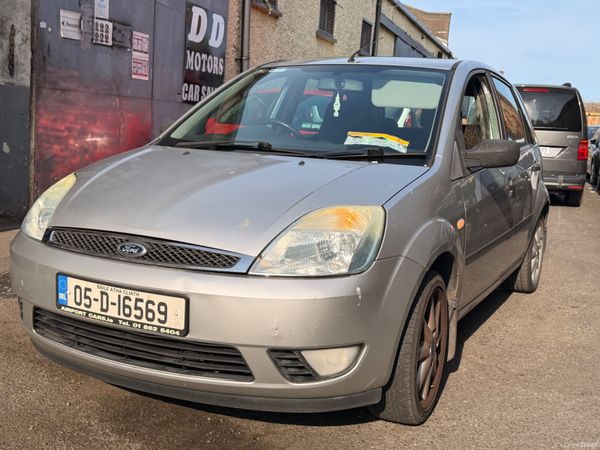 Ford Fiesta Hatchback, Petrol, 2005, Silver