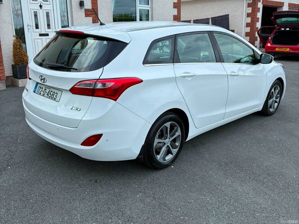 Hyundai i30 Estate, Diesel, 2017, White
