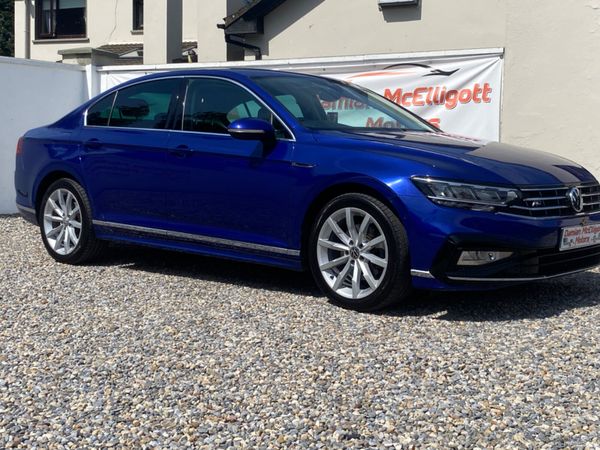 Volkswagen Passat Saloon, Diesel, 2021, Blue