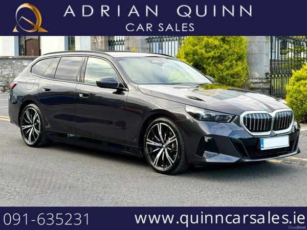BMW 5-Series Estate, Petrol Plug-in Hybrid, 2025, Grey