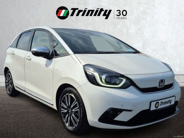 Honda Fit Hatchback, Petrol Hybrid, 2000, White