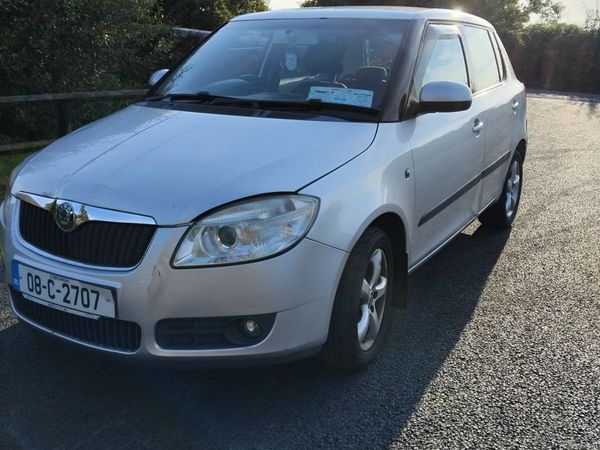 Skoda Fabia Hatchback, Petrol, 2008, Silver