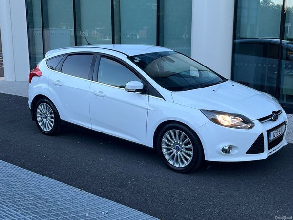 Ford Focus Hatchback, Diesel, 2012, White