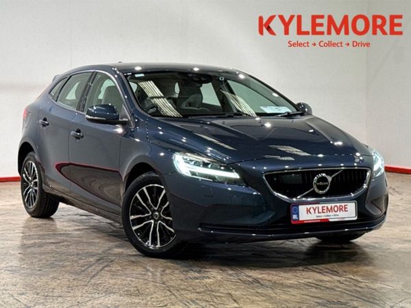 Volvo V40 Hatchback, Petrol, 2018, Blue