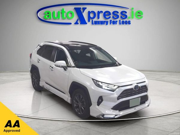 Toyota RAV4 SUV, Petrol Hybrid, 2022, White