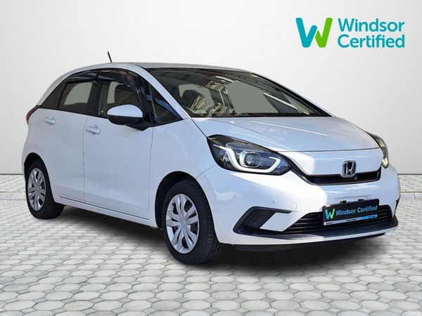 Honda Fit Hatchback, Petrol Hybrid, 2021, White