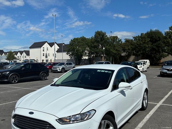 Ford Mondeo Hatchback, Diesel, 2015, White