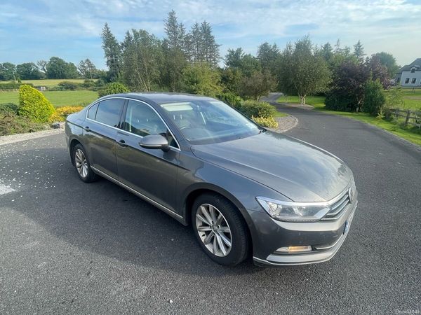 Volkswagen Passat Saloon, Diesel, 2016, Grey