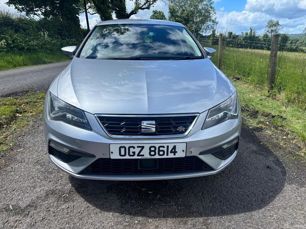 SEAT Leon Hatchback, Diesel, 2019, Silver