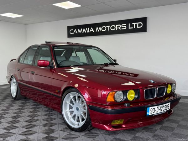 BMW 5-Series Saloon, Petrol, 1993, Red