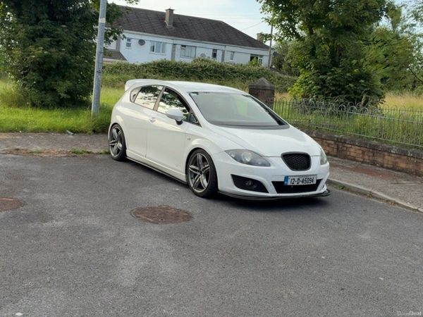 SEAT Leon Hatchback, Diesel, 2012, White