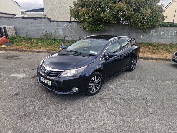 Toyota Avensis Estate, Diesel, 2014, Grey
