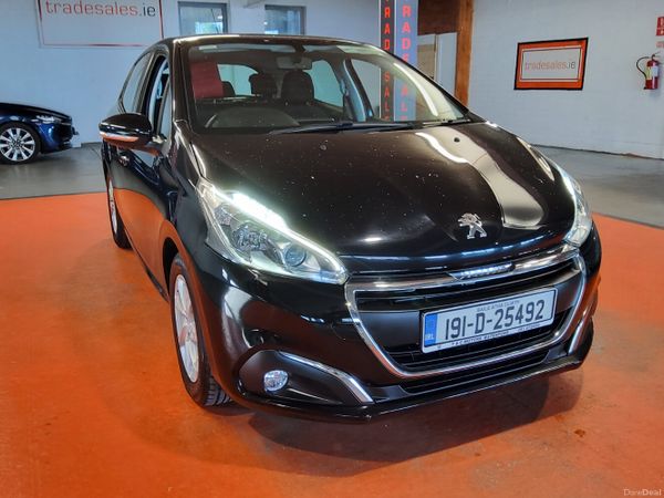 Peugeot 208 Hatchback, Petrol, 2019, Black