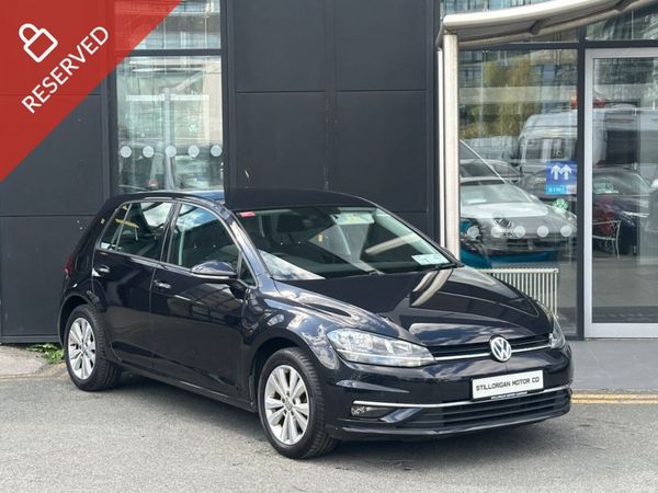 Volkswagen Golf Estate, Petrol, 2018, Black