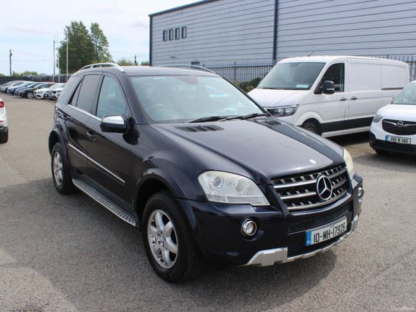 Mercedes-Benz M-Class SUV, Diesel, 2010, Blue