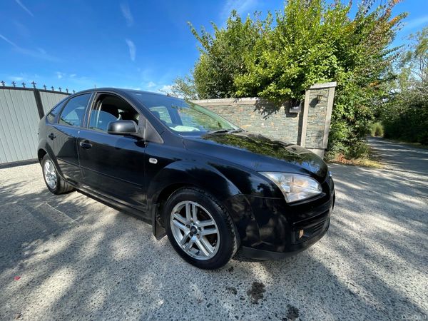 Ford Focus Hatchback, Petrol, 2008, Black