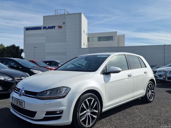 Volkswagen Golf Hatchback, Petrol, 2017, White