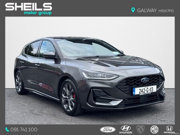 Ford Focus Hatchback, Petrol, 2024, Grey
