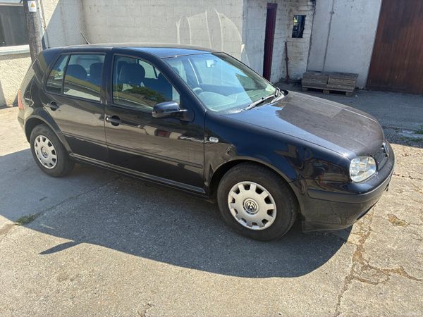 Volkswagen Golf Hatchback, Petrol, 2003, Black