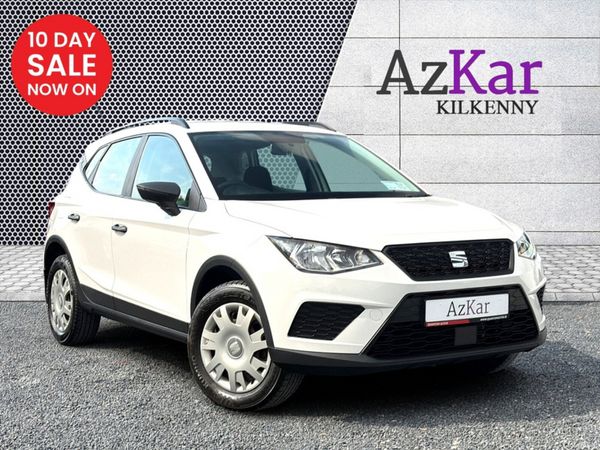 SEAT Arona Hatchback, Petrol, 2019, White