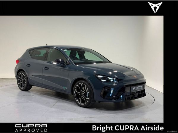 Cupra Leon Estate, Petrol, 2026, Blue