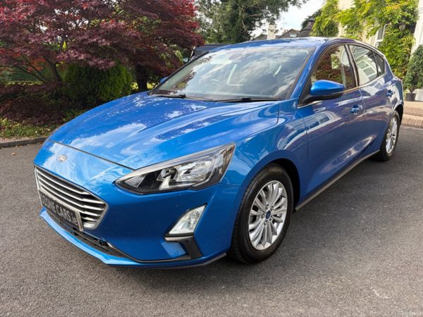 Ford Focus Hatchback, Diesel, 2020, Blue