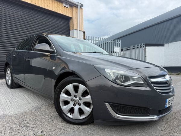 Vauxhall Insignia Hatchback, Diesel, 2015, Grey